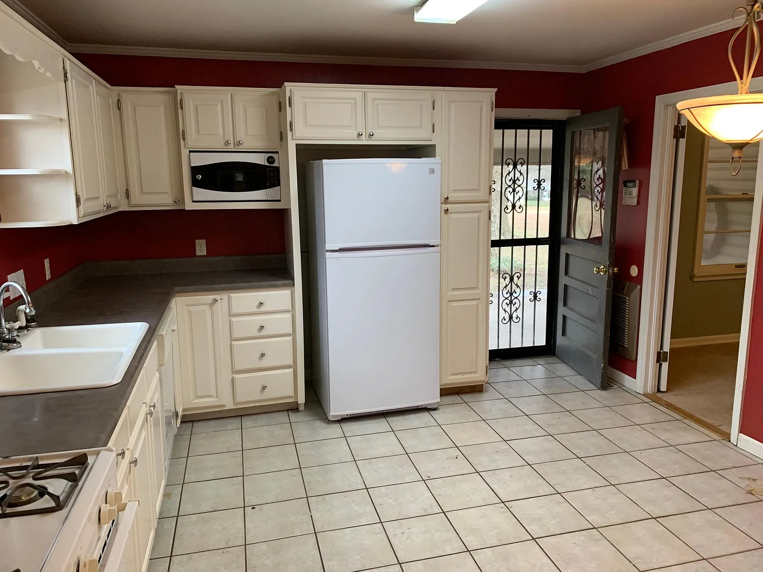 252 Paris Pike - 252 — Photo 2