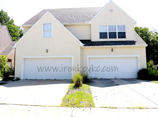 9219 Boehm Dr, Lenexa, KS 66219