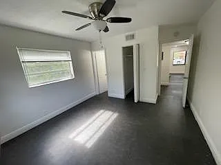 2 bed, 2.0 bath, 915 sqft, $2,050 — Photo 3