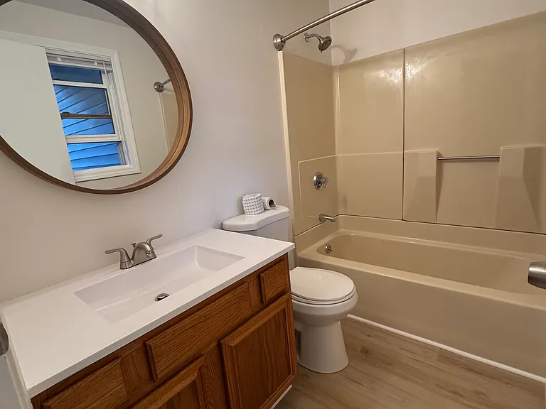337 Montcalm St #1 — Photo 3