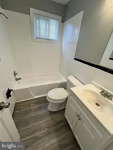 2 bed, 768 sqft, $1,685 — Photo 3