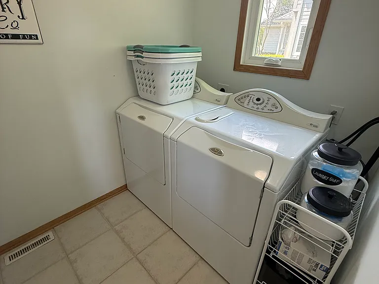 14903 Rosewood Dr — Photo 8