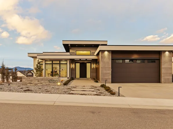 1086 Ferguson Ct, Kelowna, BC V1W 5H6