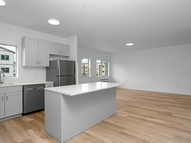 Riddell Rd Apartments — Photo 42