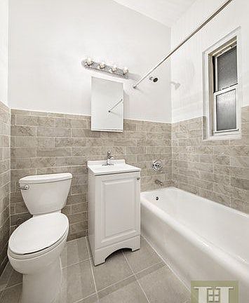 3rd image of 354 W 12th St APT 1A