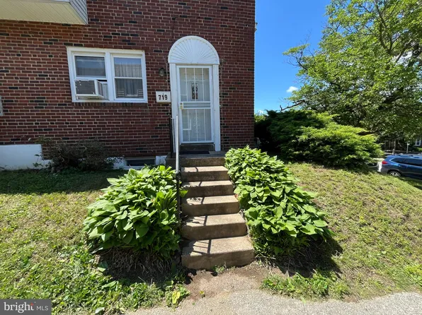 719 E 25th St, Chester, PA 19013