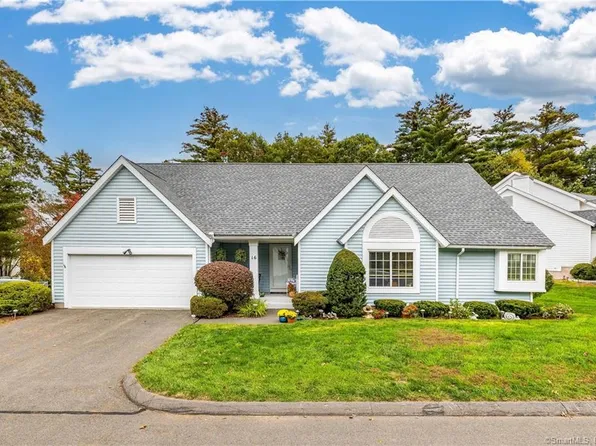 16 Southbridge Court #16, Simsbury, CT 06070