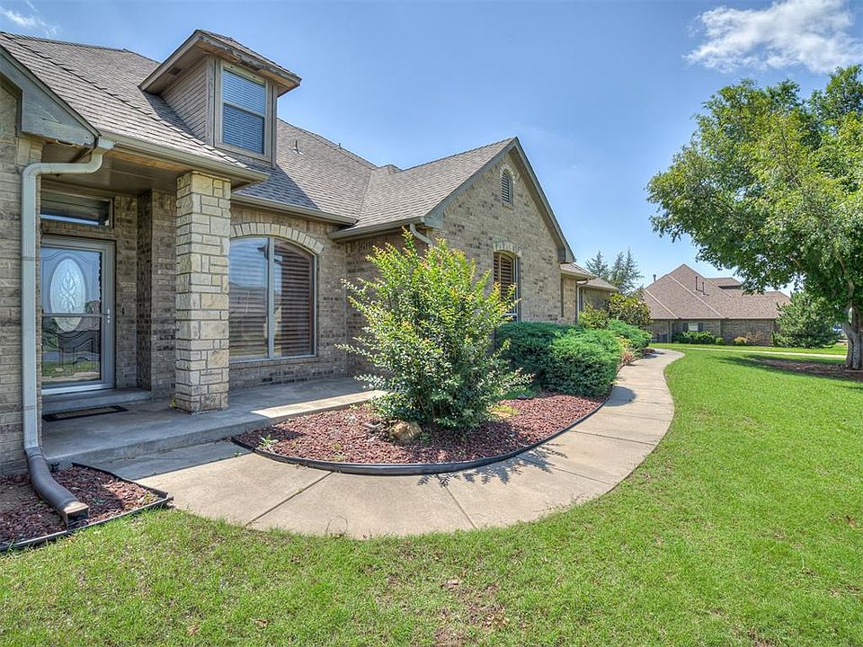 1st image of 20622 Deer Hollow Dr