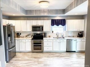 204 E 3rd St, O'Fallon, IL 62269