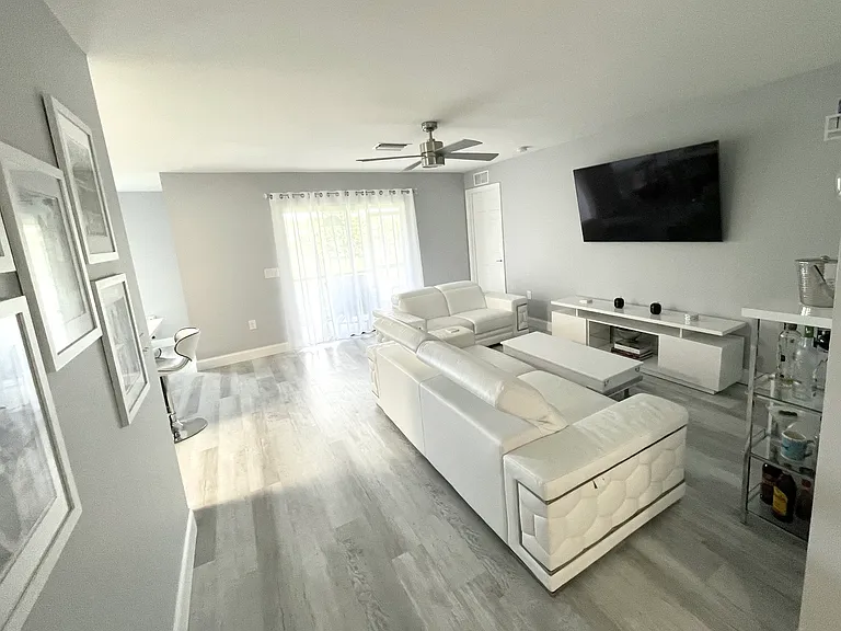 167 Shadowview Ct — Photo 6