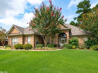 1490 Chinook, Conway, AR 72034