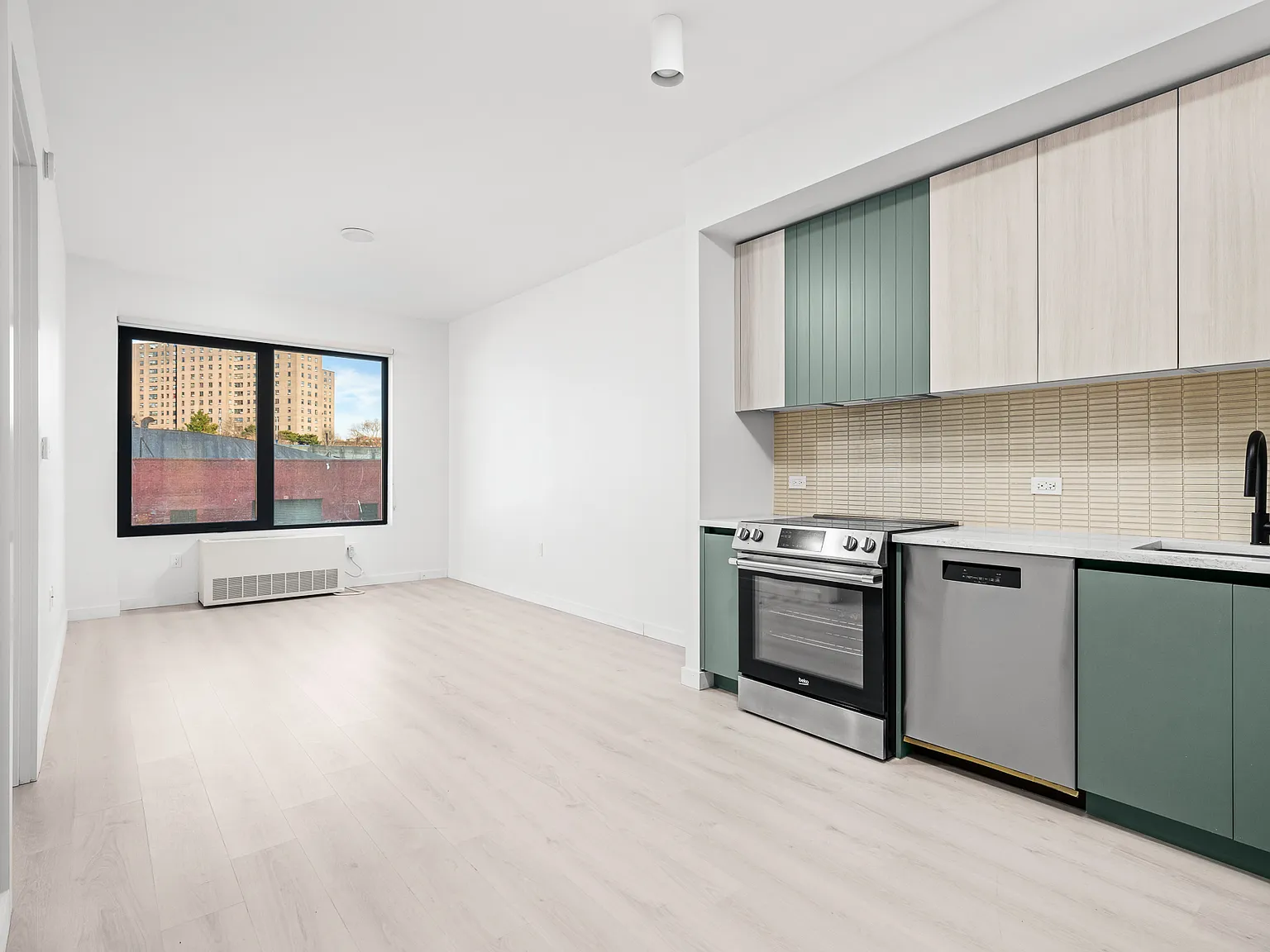 138 Bruckner Boulevard — Photo 3