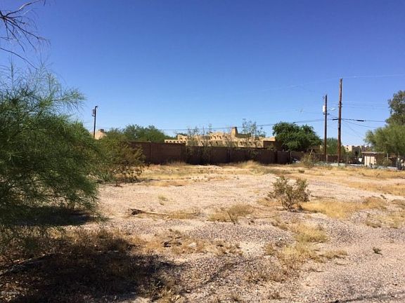 2nd image of 2028 E South Mountain Ave