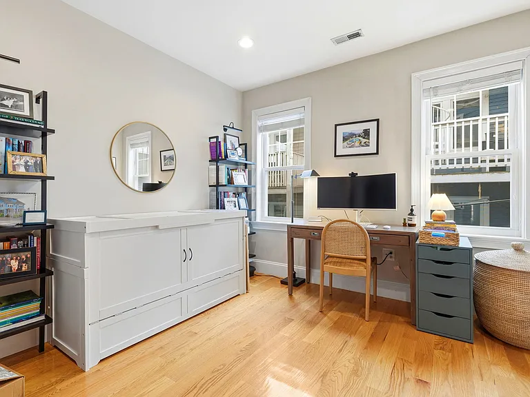 20 Winfield St #2 — Photo 9