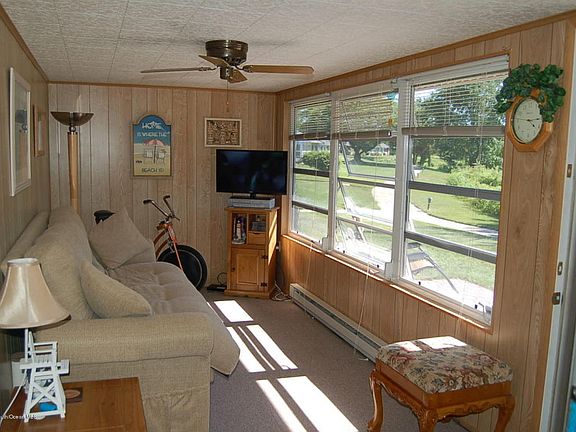 5th image of 353D Dorchester Dr