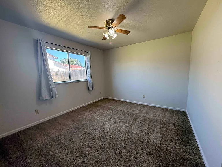 9262 Terra Linda Dr — Photo 13