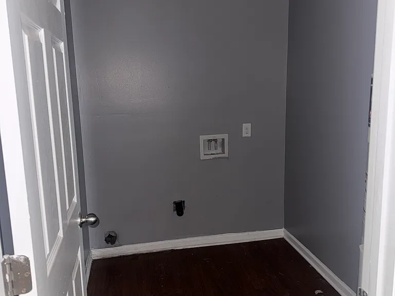 101 Jerusalem Cir #122 — Photo 2