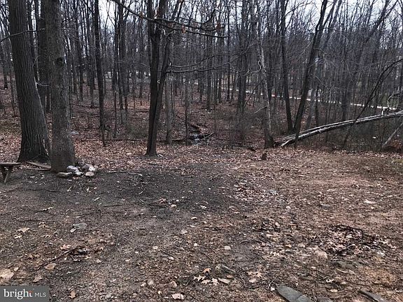 3rd image of 618 Panther Dr