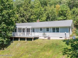 110 Meadow Ln, Hillsdale, NY 12529