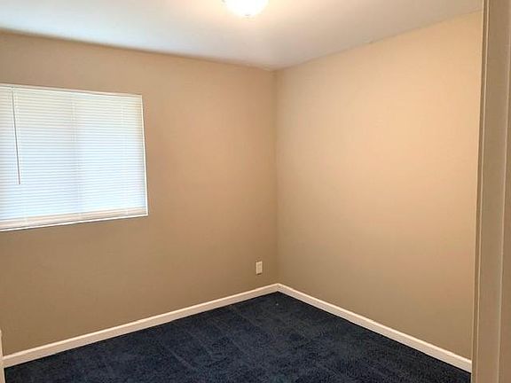 5th image of 11633 Criterion Ave