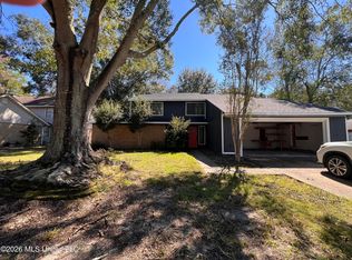 105 Penny Ct, Ocean Springs, MS 39564