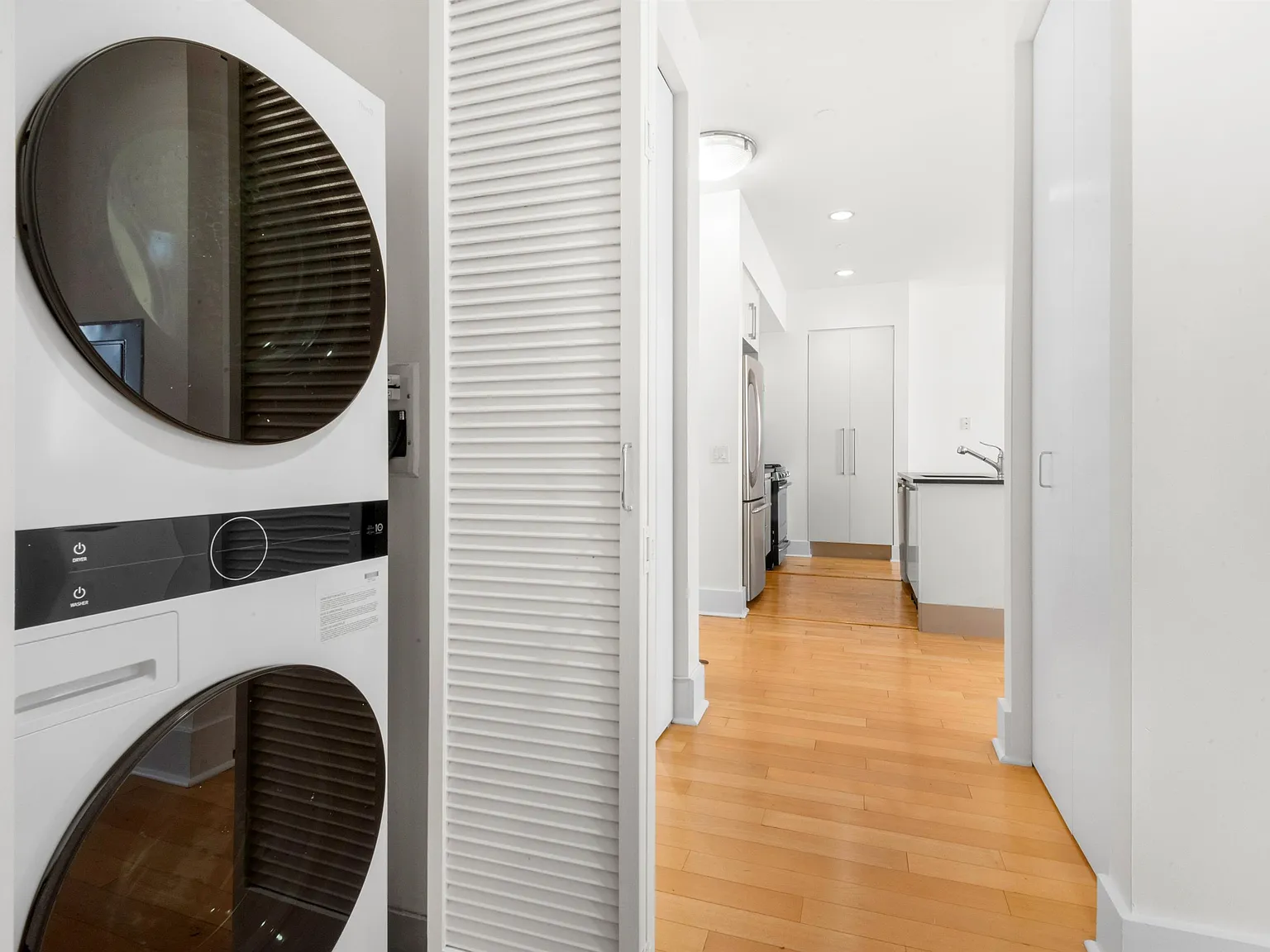 1 bed, 1.0 bath, $2,650 — Photo 4