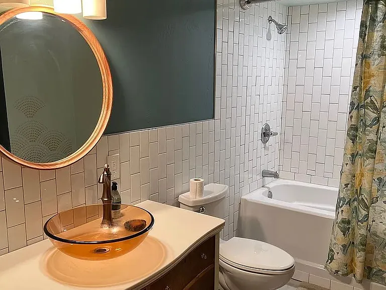 7800 Westview Dr #2 — Photo 9