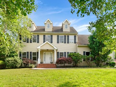 25 Orris Ave, Piscataway, NJ, 08854