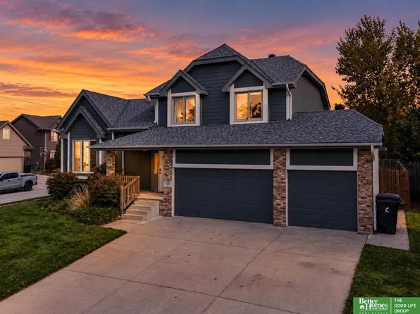 9201 S 170th St, Omaha, NE 68136
