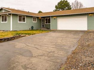 5119 Dove Ln, West Richland, WA 99353