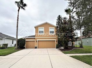 16106 Bridgepark Dr, Lithia, FL 33547