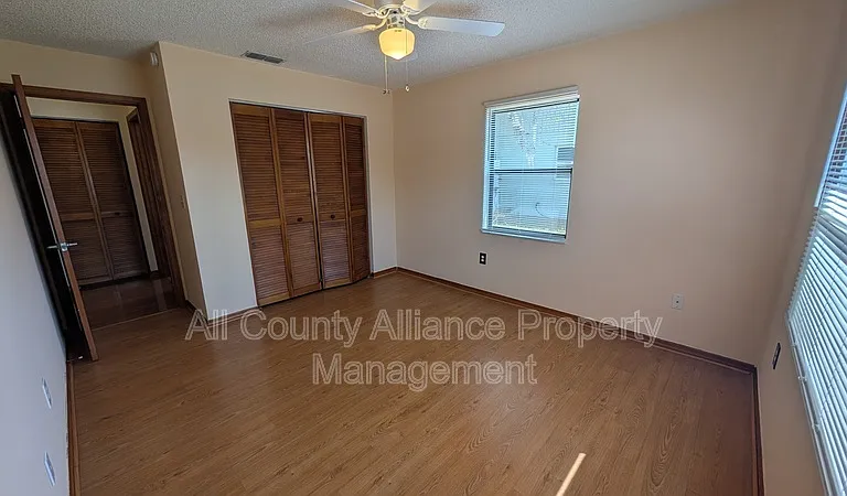 3441 Thunderbird Ave — Photo 12