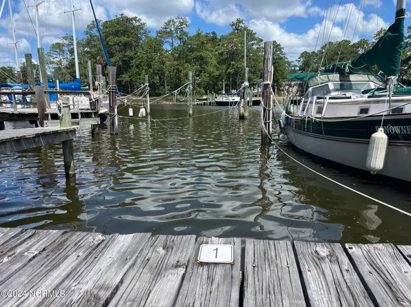 6020 Harbour Way #Slip 1 Dock A, Oriental, NC 28571