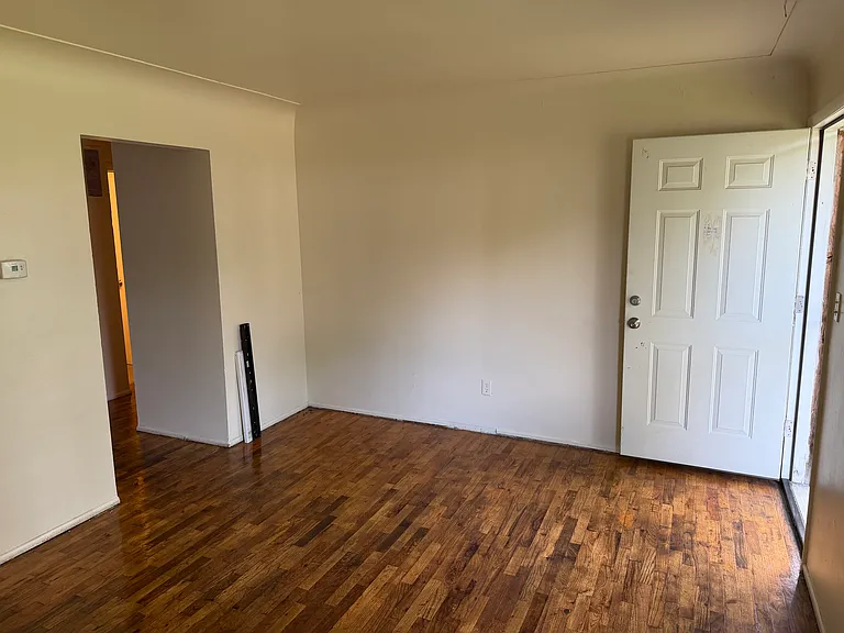 3147 Raskob St — Photo 10