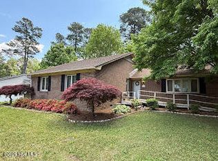 314 Sumner Avenue, Roseboro, NC 28382