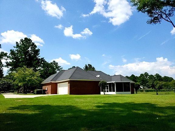 5th image of 157 Glen Arven Dr