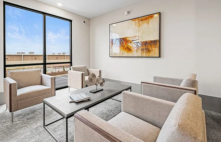 Canyon Springs Apartments — Photo 30