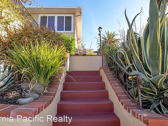 3rd image of 6156 Laird Ave #6156