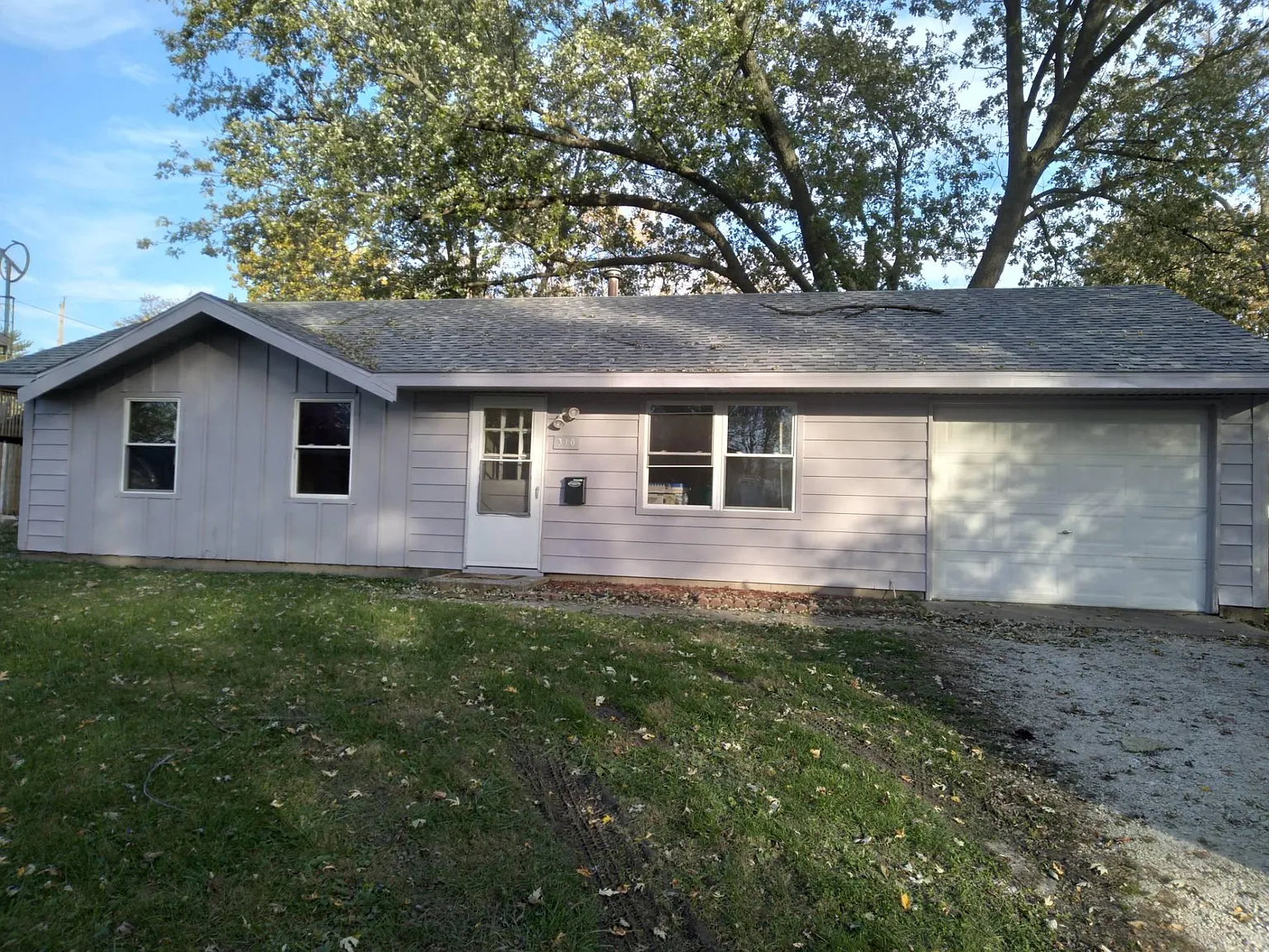 310 S Dodson Dr photo 1