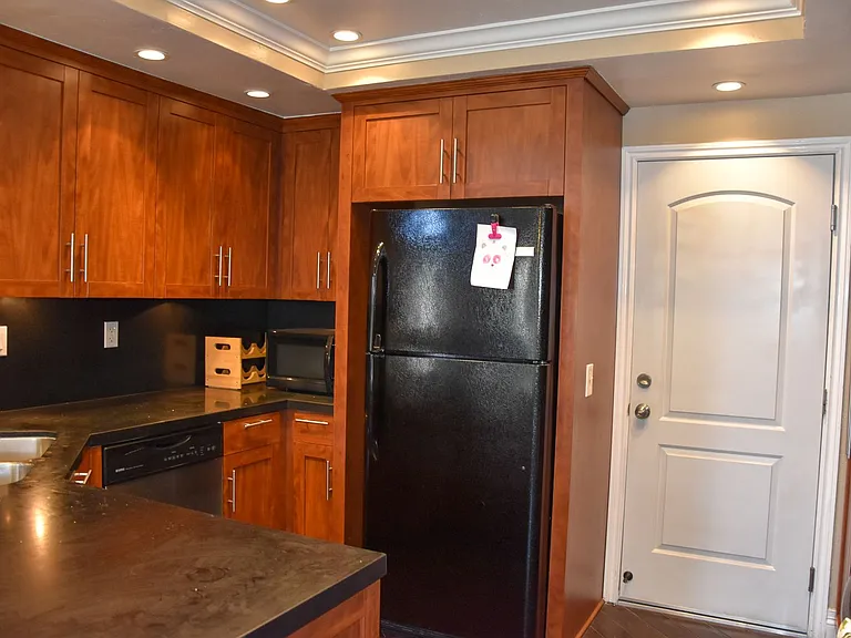 630 W Palm Ave #12 — Photo 38