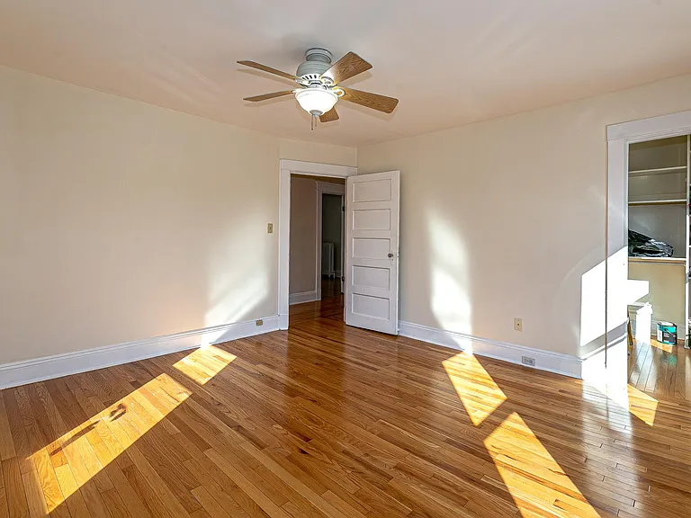 114 Lexington Ave #2 — Photo 9