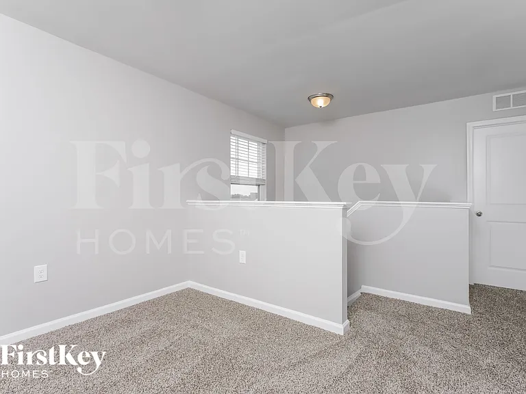 636 Starry Sky Dr — Photo 10