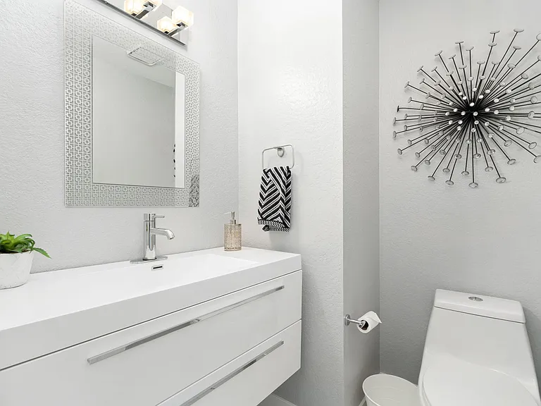 Powder room.