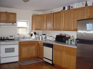 8 Park Ave #2R, Somerville, MA 02144