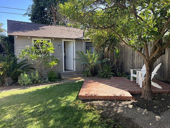 3rd image of 1306 Chino St #1/2