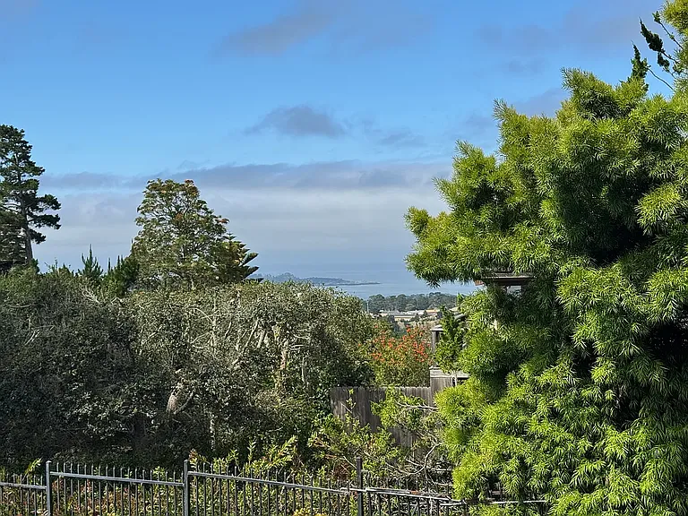 24940 Outlook Dr — Photo 4
