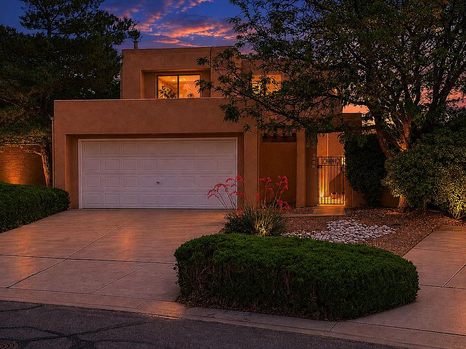 1st image of 4922 Casa Del Oso NE