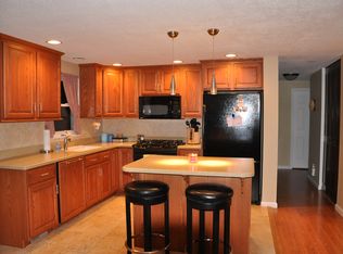 8220 Trevellian Way, Indianapolis, IN