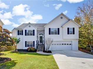 354 Adams Lake Dr, Lawrenceville, GA 30046