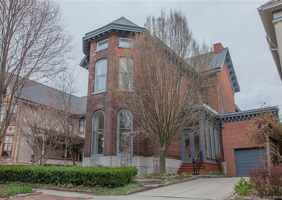 1st image of 163 Park St